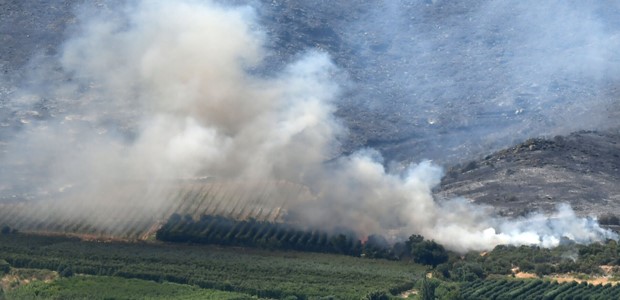 Σε ύφεση η μεγάλη πυρκαγιά 